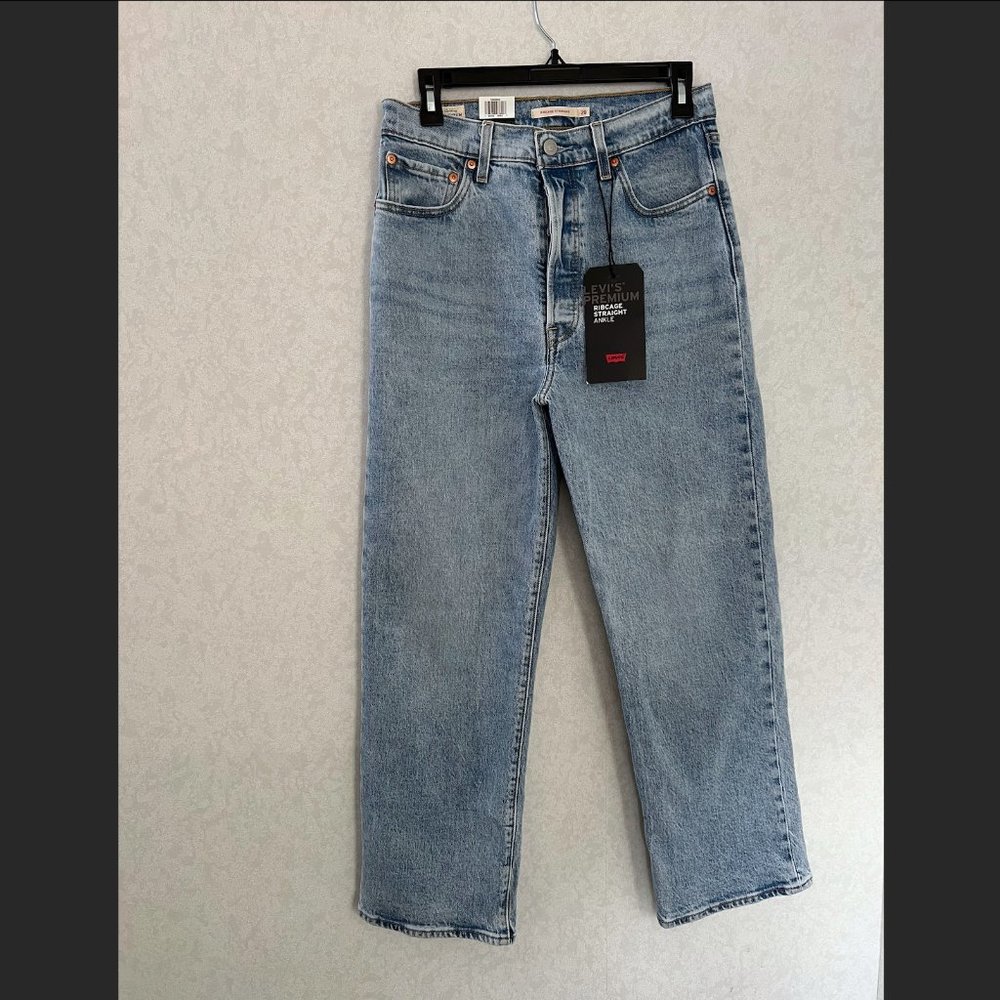 Levi's Ribcage Straight Ankle NWT